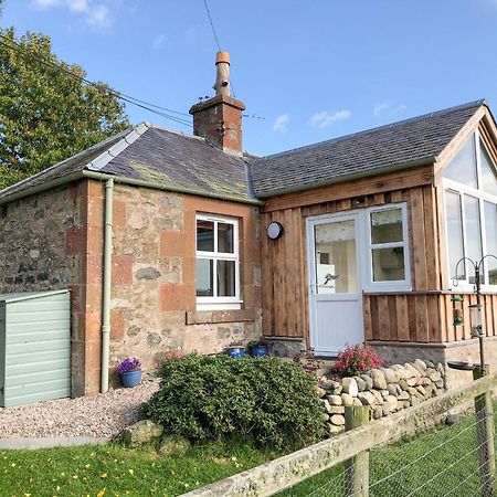 The Bothy Villa Kirriemuir Luaran gambar