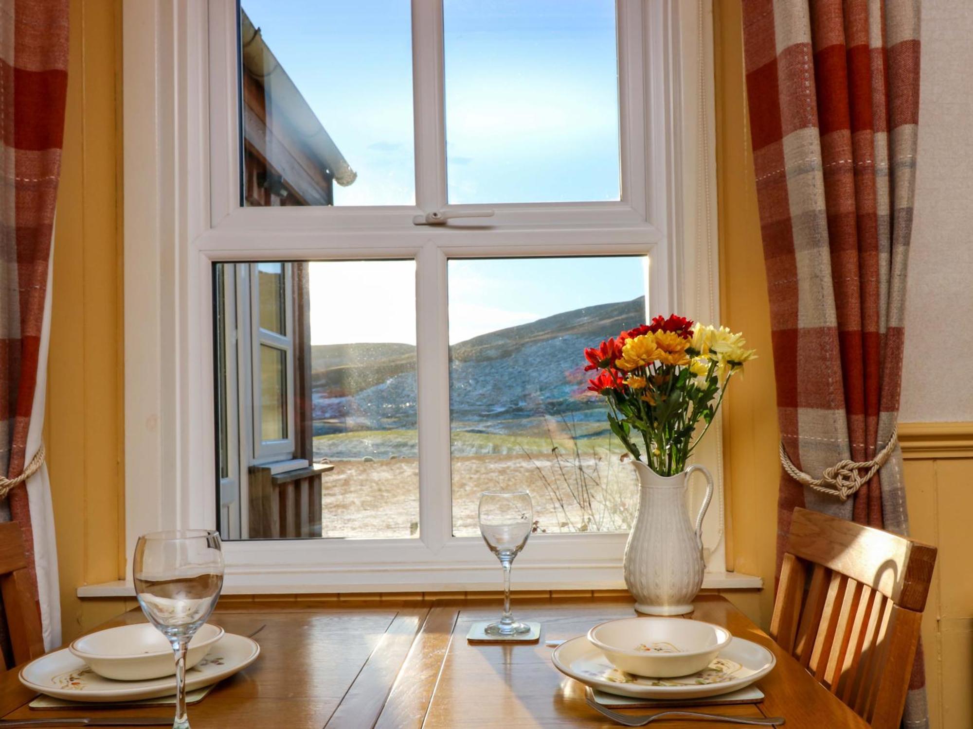 The Bothy Villa Kirriemuir Luaran gambar